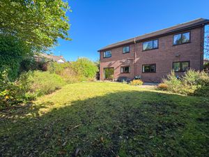 Photo 26- click for photo gallery